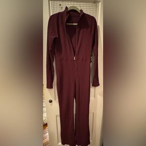 Athleta & Alicia Keys athletic Jumpsuit, sleeves, L, aubergine
